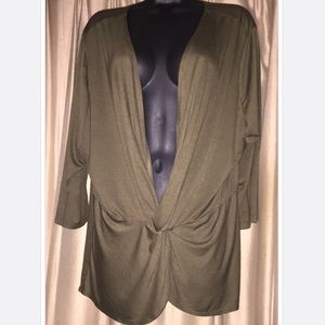 Plus Size Knotted-Front Top. 3/4 sleeves