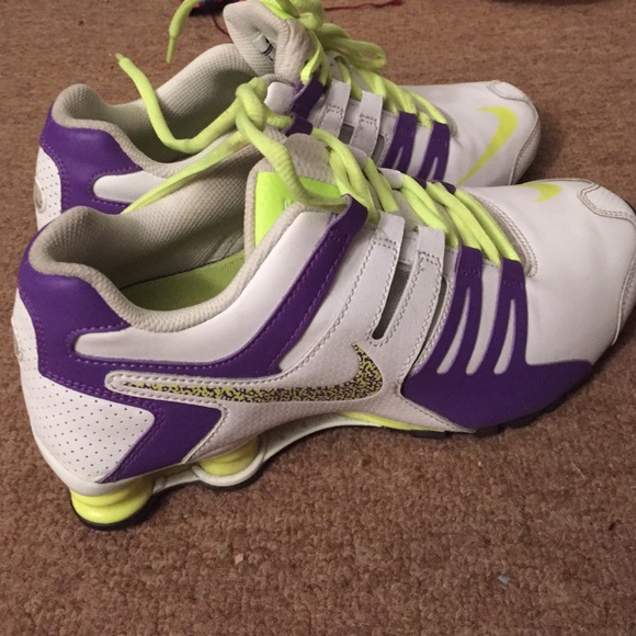 Nike shox sz9 good condition!