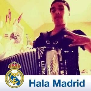 Meet your Posher, Larry