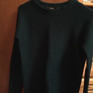 Brand new, green crewneck sweater