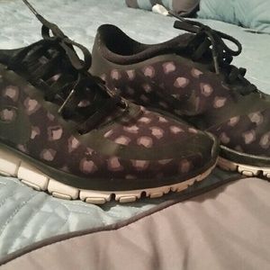 Nike leopard running shoes