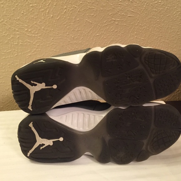 Grey and white air Jordan's - Picture 3 of 4