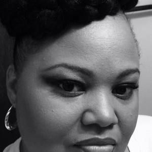 Meet your Posher, Kellie