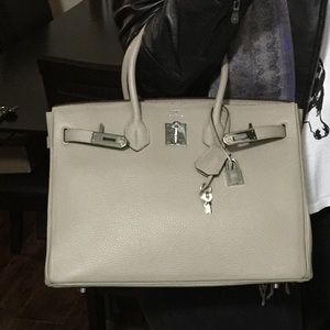 ‼️Reserved‼️listing for tagged posher