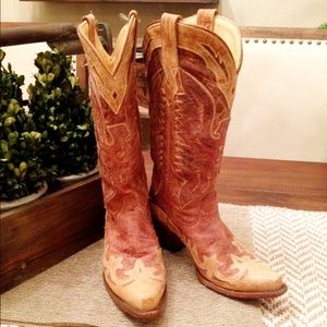 Corral boots, like new! FLASH SALE🍾