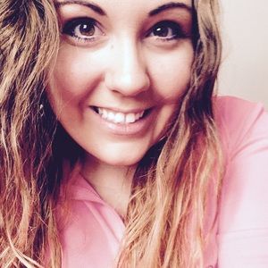 Meet your Posher, Lindsey