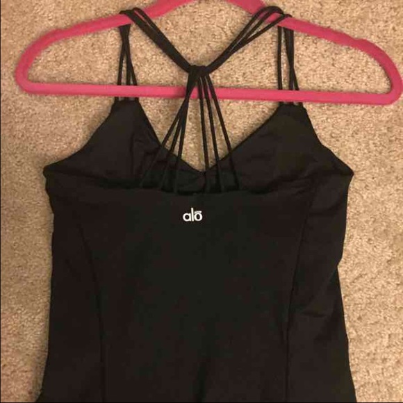 ALO WORKOUT TOP - Picture 2 of 4