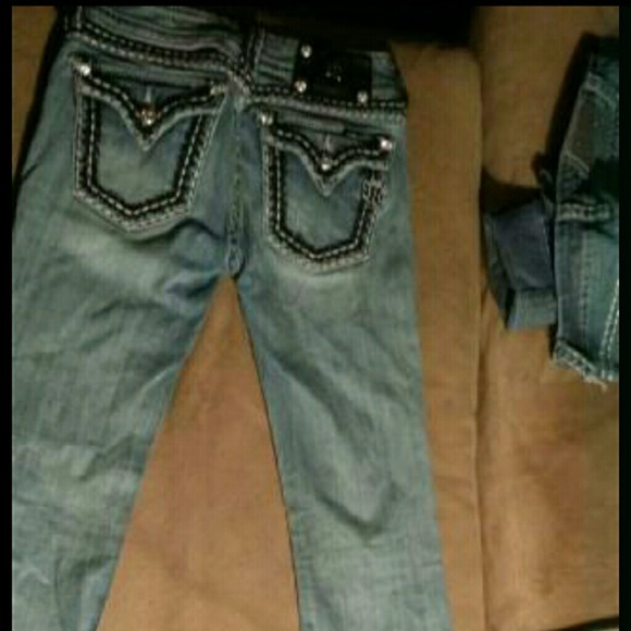 Jeans - Picture 3 of 4