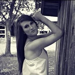 Meet your Posher, Kayce