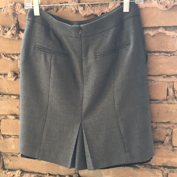 LOFT SKIRT - Picture 2 of 4