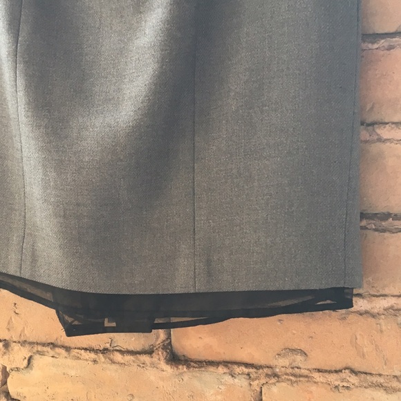 LOFT SKIRT - Picture 4 of 4