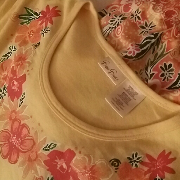 Floral yellow T-shirt & Short set - Picture 4 of 4