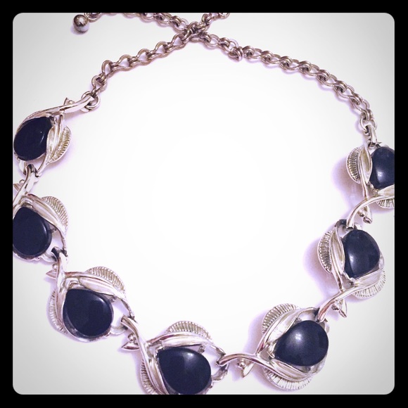 Vintage Jewelry - Vintage Necklace Black Thermoset Silvertone