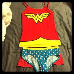Wonder Woman Cami & Panty Set