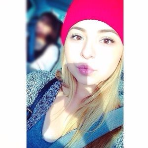 Meet your Posher, Kim