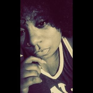 Meet your Posher, Simone