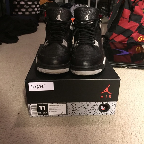 Authentic Jordan 4's Oreo