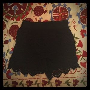 Embroidered shorts