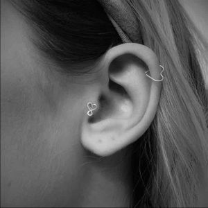 black heart and star set of earrings/piercings