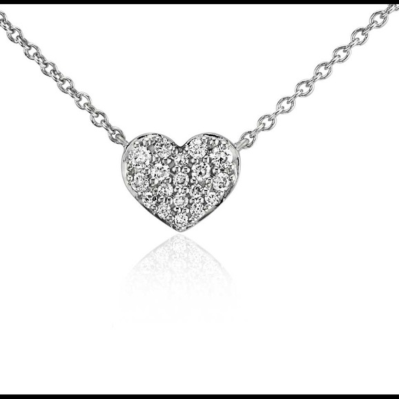 T&J Designs 💟Beautiful Floating Heart Pendant NWT