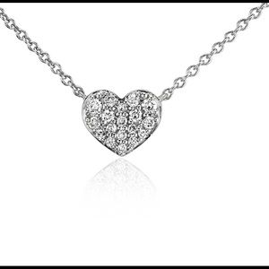 T&J Designs 💟Beautiful Floating Heart Pendant NWT