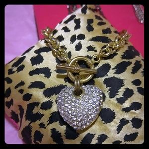 Heart pendant bracelet