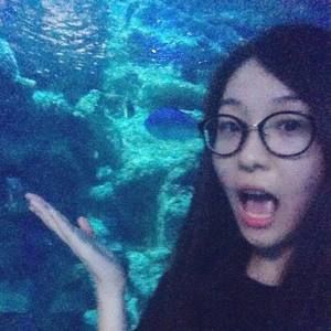 Meet your Posher, Katherine