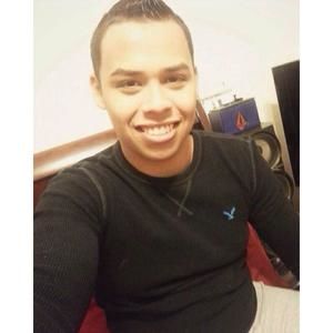 Meet your Posher, Carlos