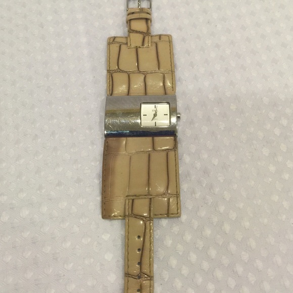 Almond croc embossed fashion watch