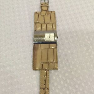 Almond croc embossed fashion watch