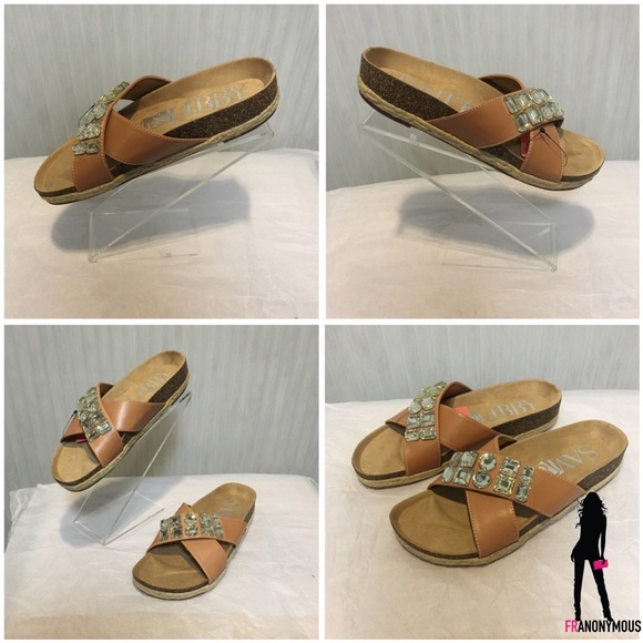 Embellished Footbed Tan Leather Slides  9 11 - Picture 4 of 4
