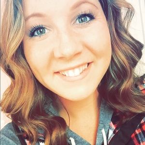 Meet your Posher, Katelynn