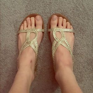 Steve Madden gold sandals 🌟