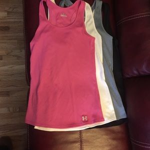 Set of 4 Under Armour Tanks