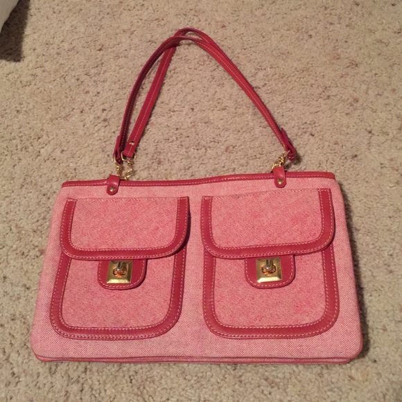 Ursula Beaugeste Handbags - Beautiful red purse 🎉🎉 HP