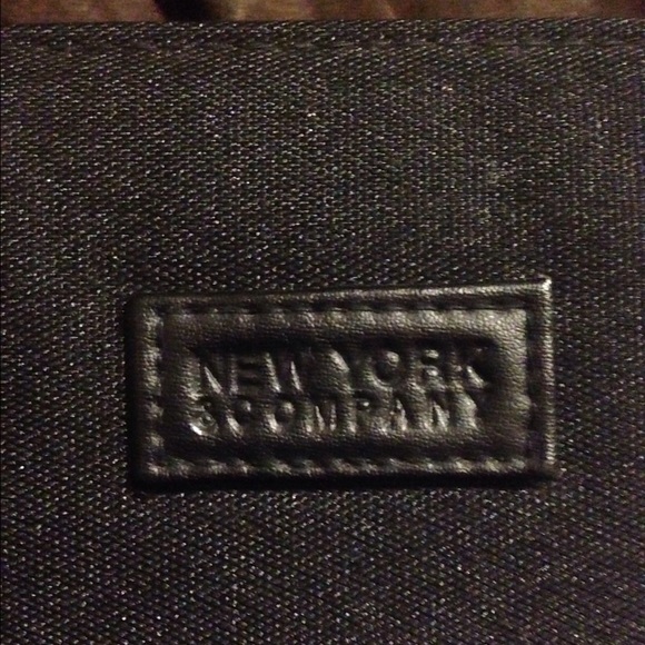 New York & Company handbag - Picture 2 of 3