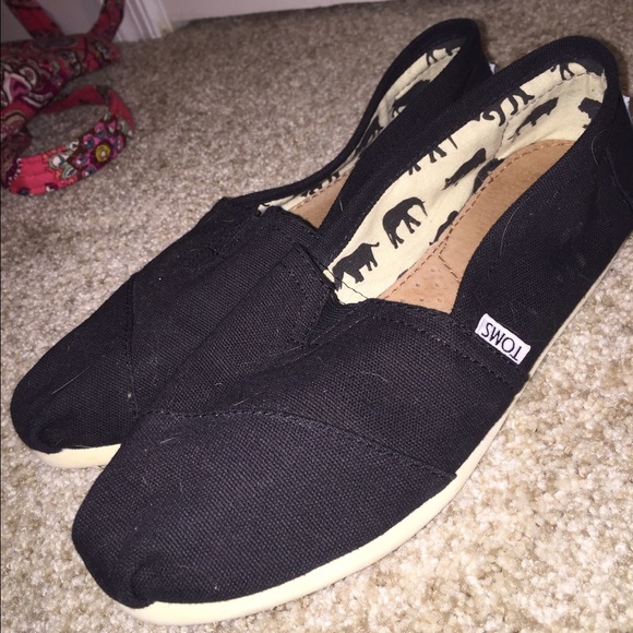 Black Toms, size 8.5 wide