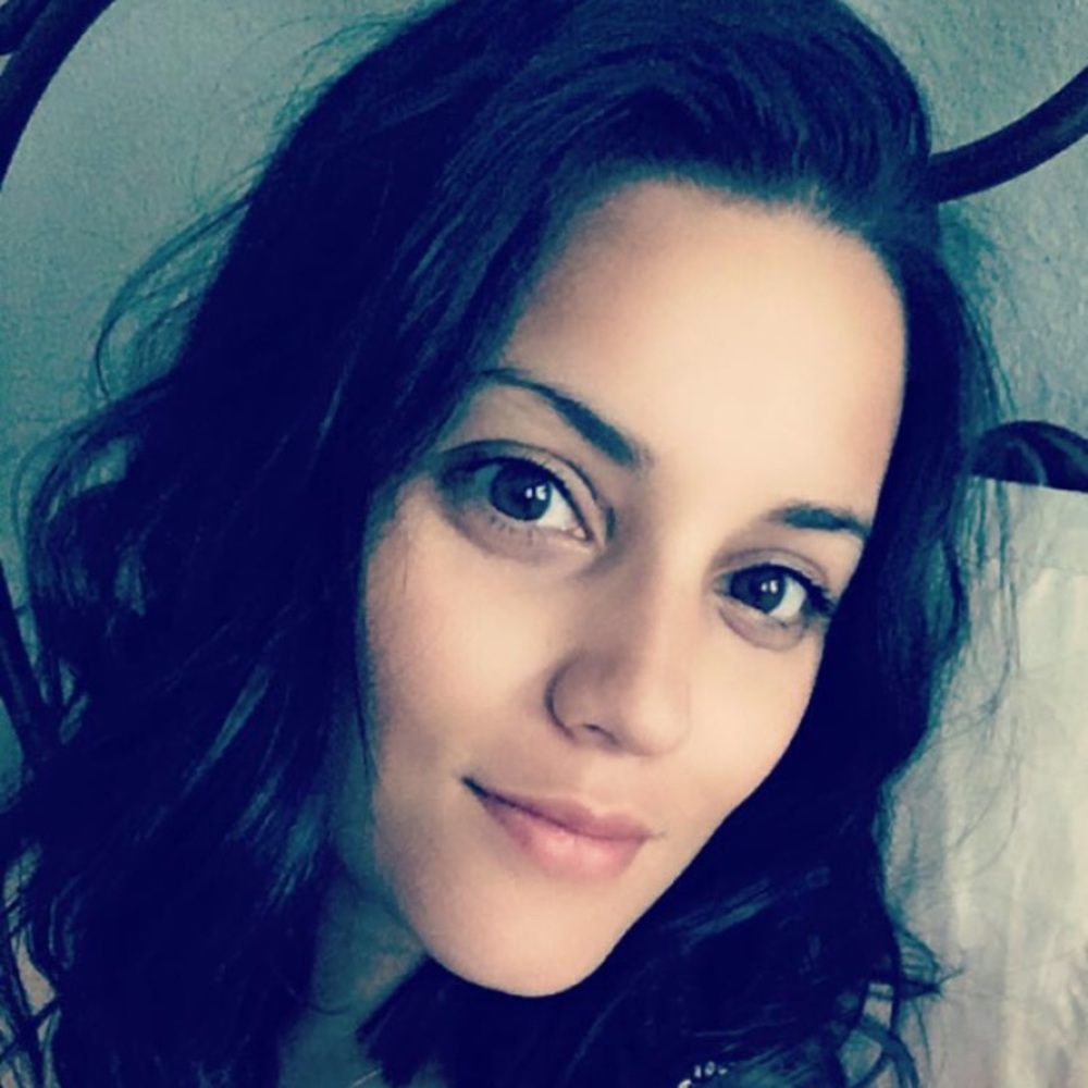 Meet your Posher, Stephanie