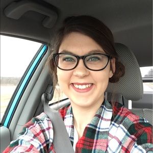 Meet your Posher, Stephanie