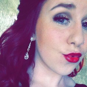 Meet your Posher, Rae
