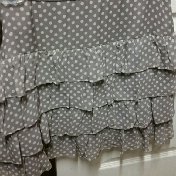 100%silk grey and white polka dot skirt