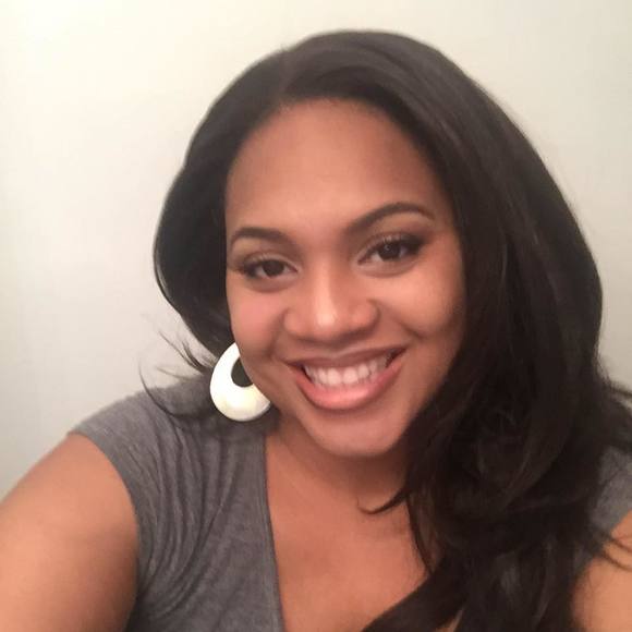 Meet your Posher, Tranice