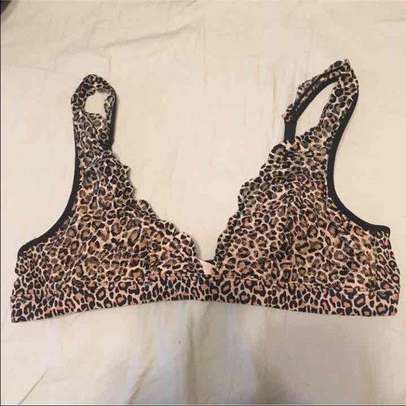 Pink by Victoria's Secret bralette large