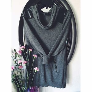 Cowl Neck Sweater RESERVED