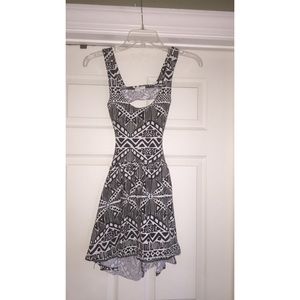 Super cute Pacsun dress