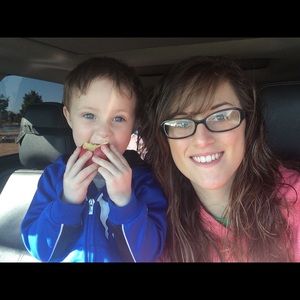 Meet your Posher, Desirae