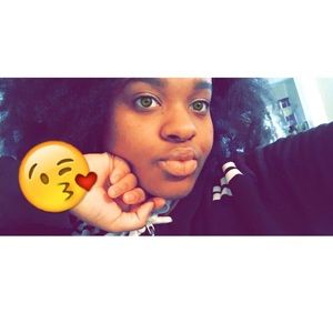 Meet your Posher, Jasmine