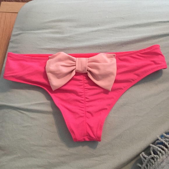 Bow bottoms👙🎀