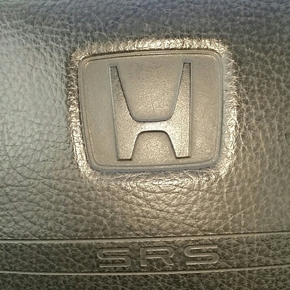 Meet your Posher, Neallamda - Picture 1 of 1