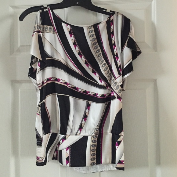 WHBM Silk Patterned Flutter sleeve top